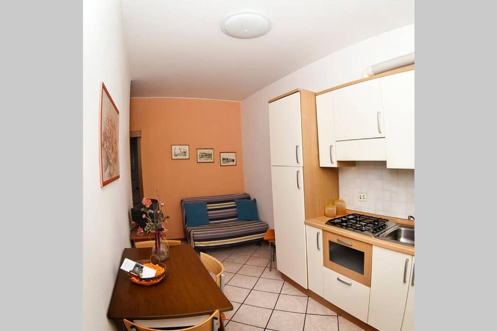 Casa Facchinetti Orange Apartment Malcesine Exteriör bild